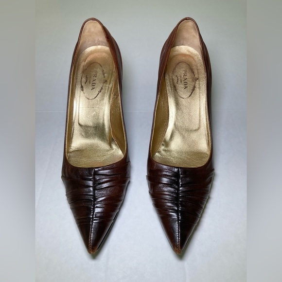 Prada EUC Size EUR 37 Pointed-Toe Brown Leather Heels - Picture 2 of 10
